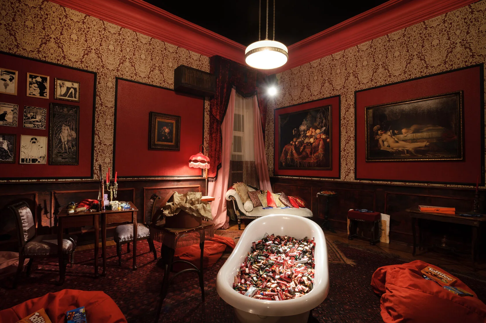 Иммерсивный спектакль в особняке Дашков 5